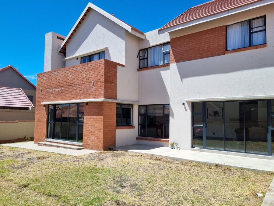 3 Bedroom Property for Sale in Wild Olive Estate Free State